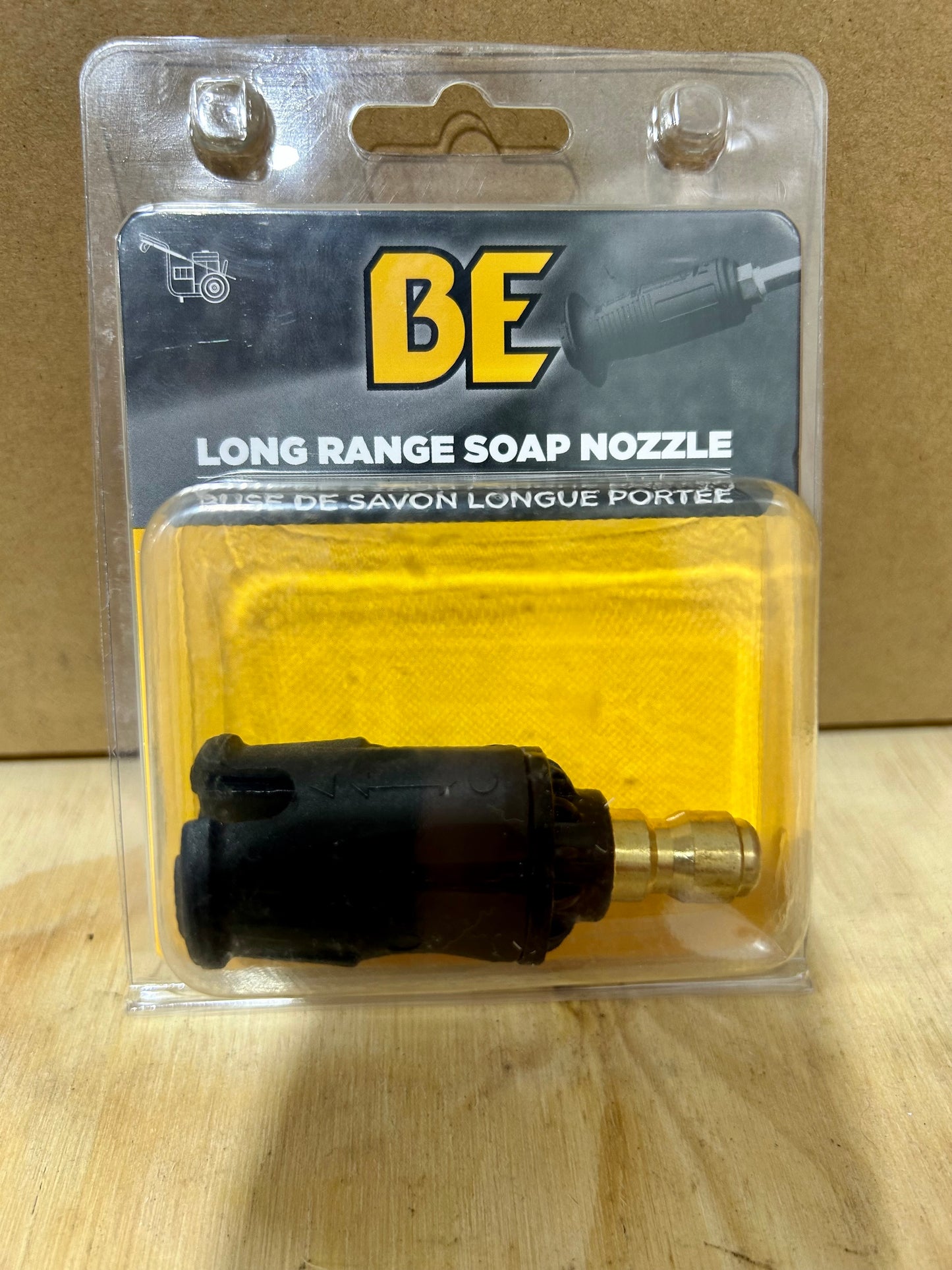 Long range soaper nozzle